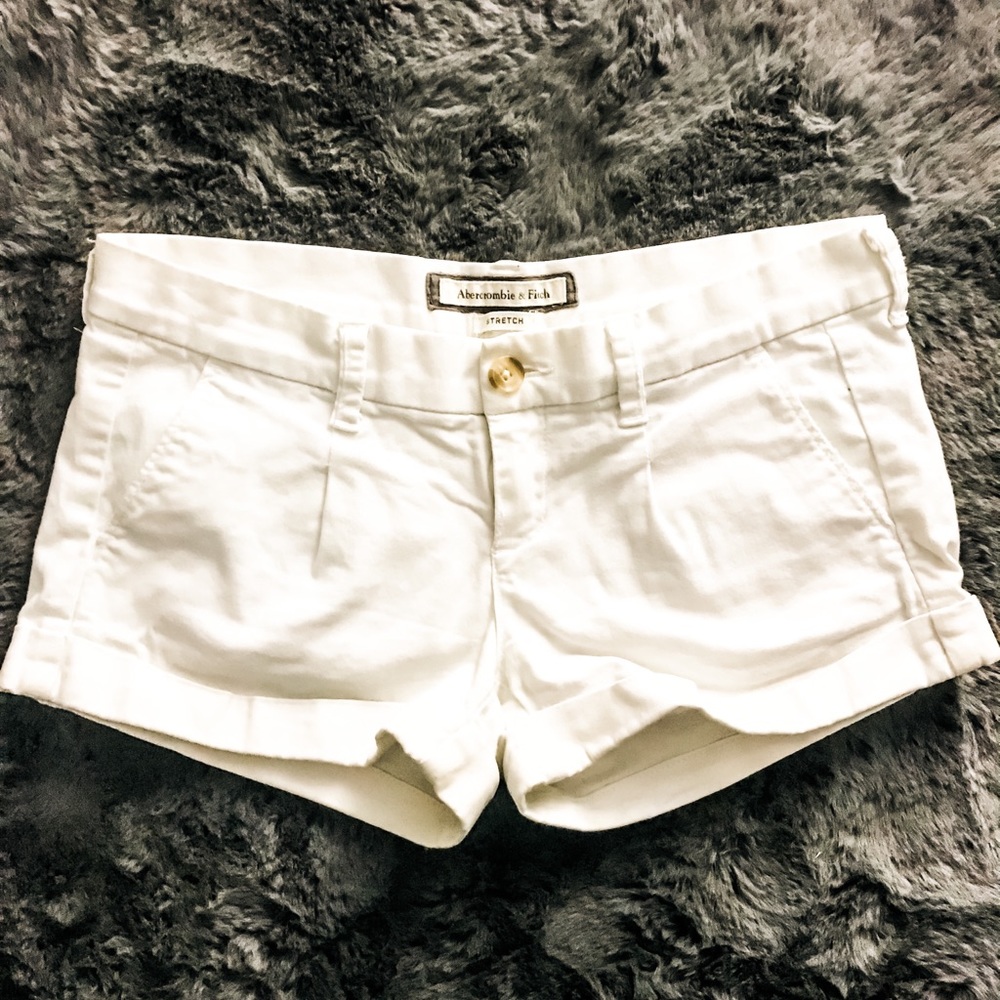 ❌SOLD❌ABERCROMBIE White Shorts